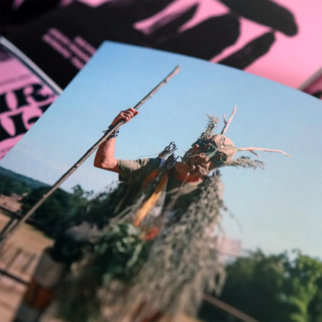 WW Zine . Issue 6