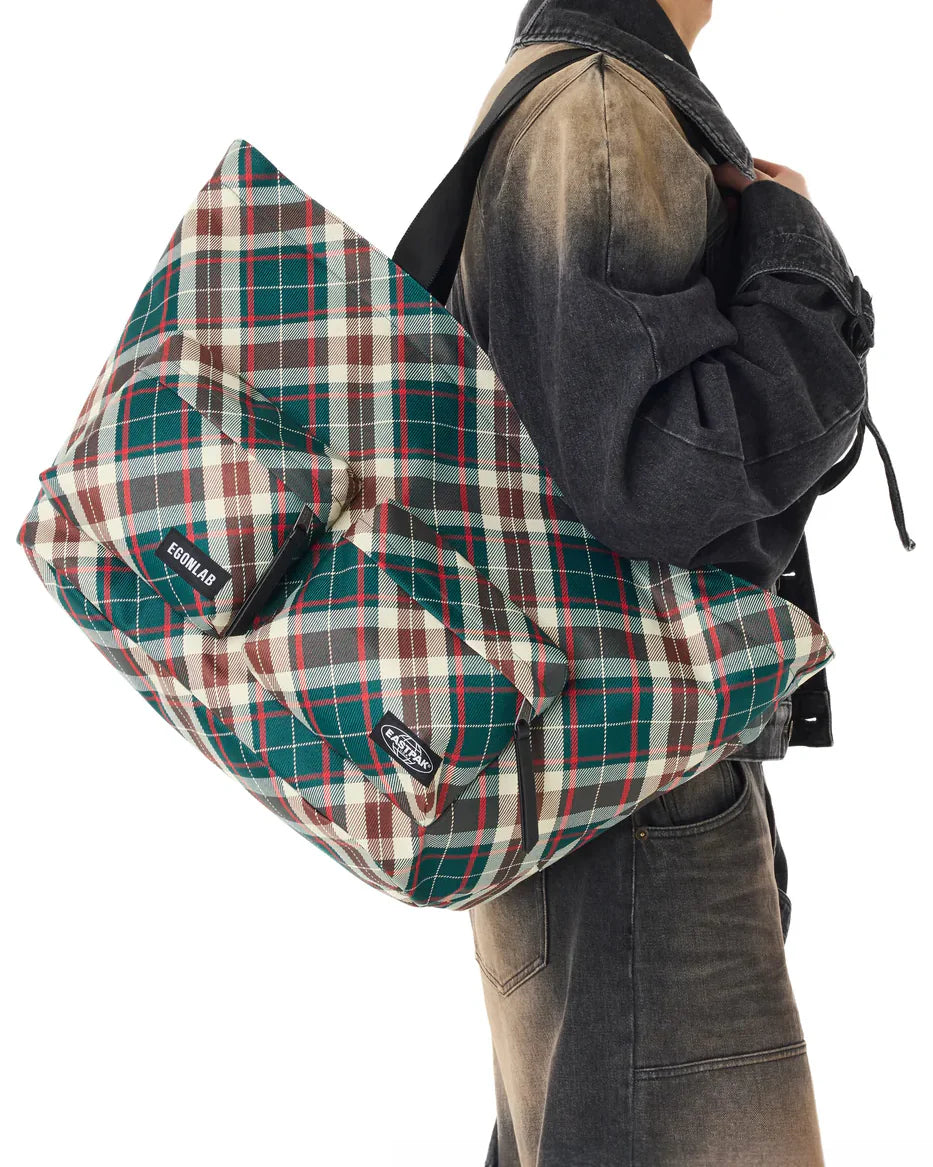 EGON TOTE L . YD Check