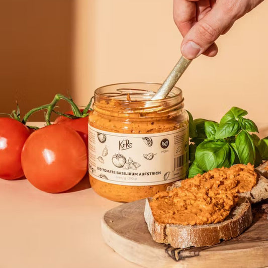 Organic Tomato and Basil Spread