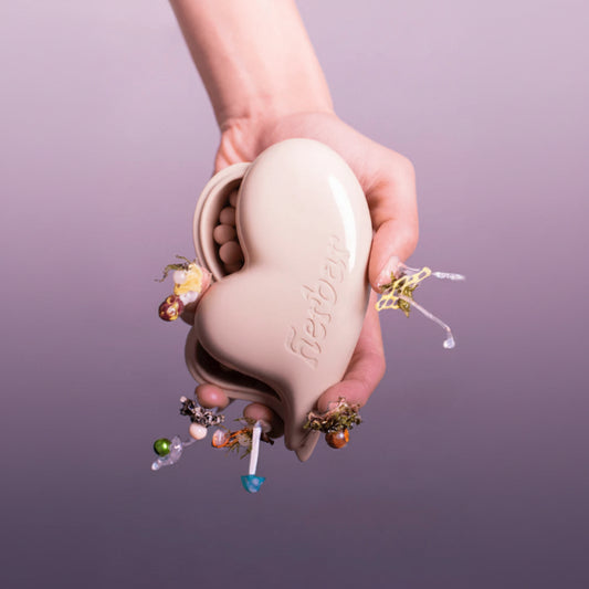The Skin Pearls Ceramic Box