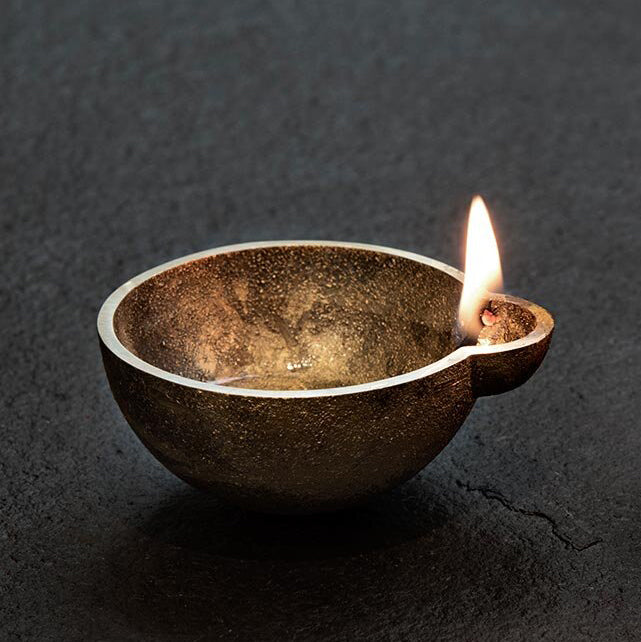 Buenos Diyas _ Butter Lamps