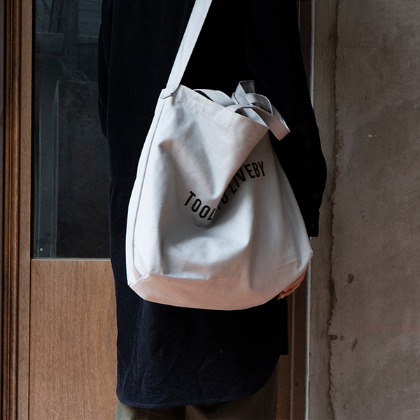 Tools to Liveby Tote Bag _ Size L